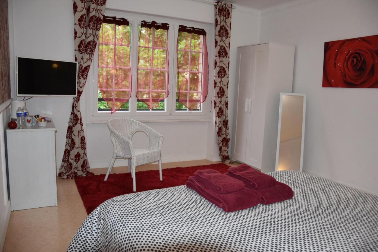 Ker-Loen Bed & Breakfast Val-Couesnon Exterior foto