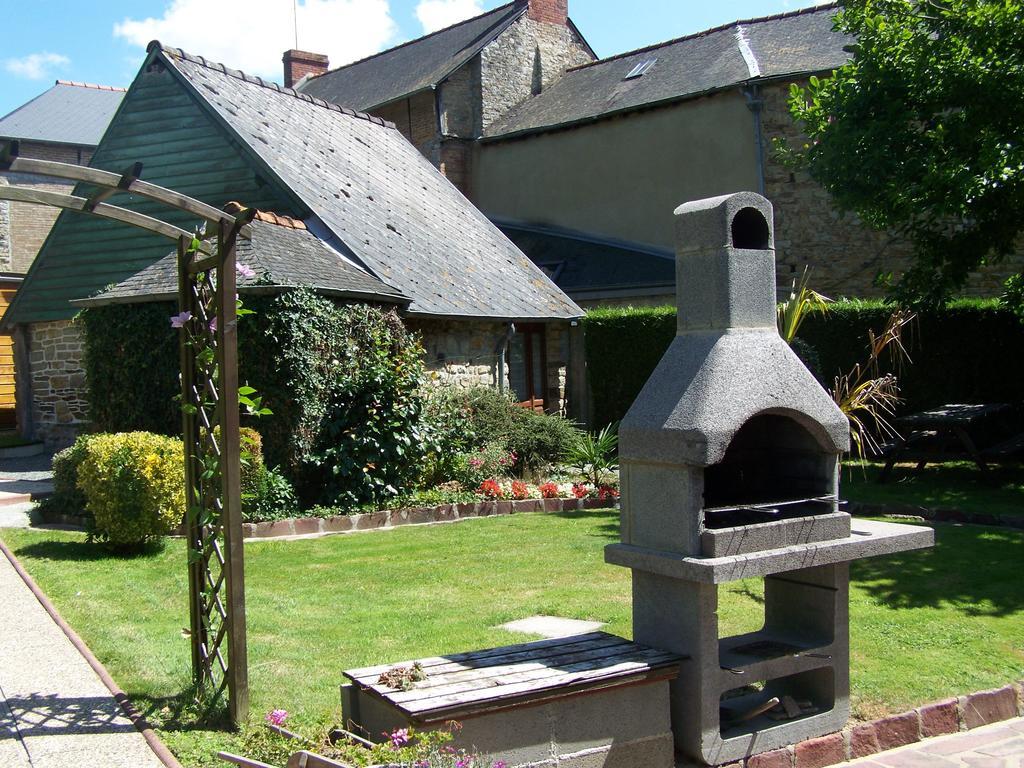 Ker-Loen Bed & Breakfast Val-Couesnon Exterior foto