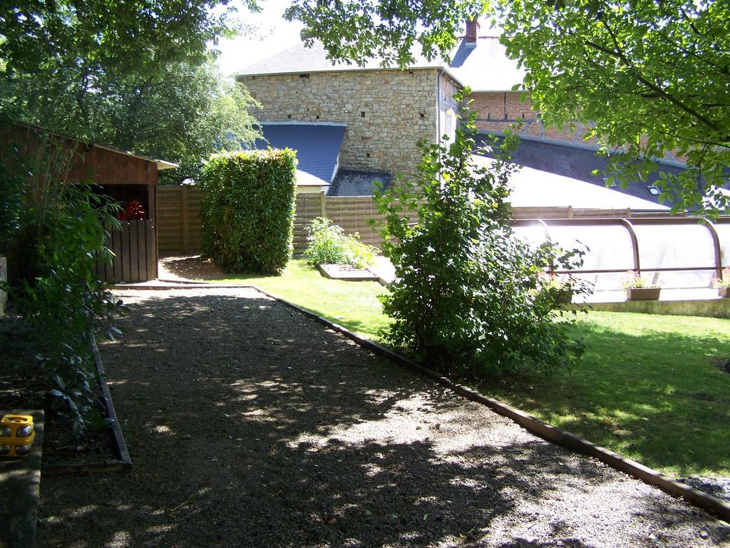 Ker-Loen Bed & Breakfast Val-Couesnon Exterior foto